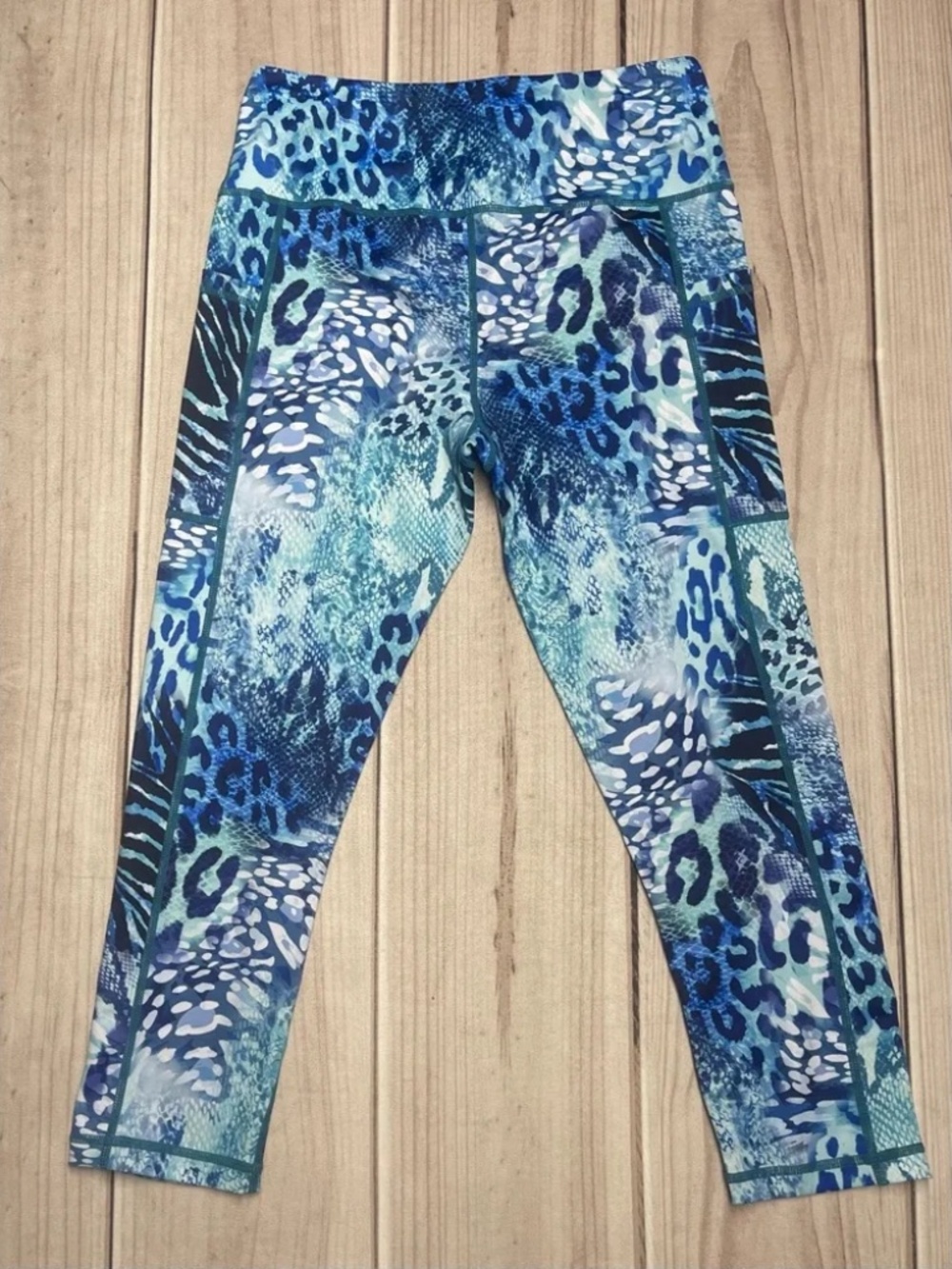 CVG | Constantly Varied Gear | Wild Things Capri Leggings Pockets Women's Small